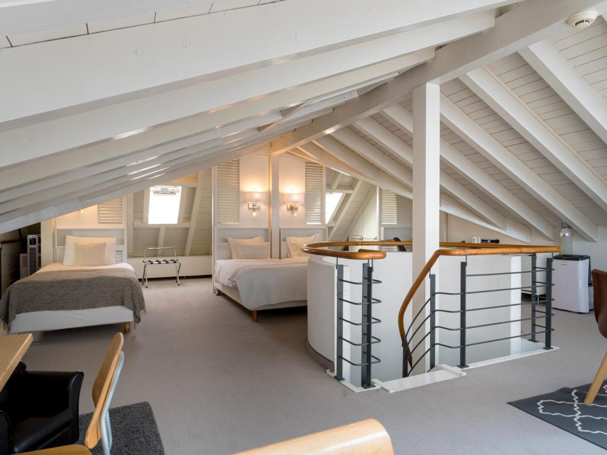 L'Hôtel by Hostellerie du Château Rolle Extérieur photo