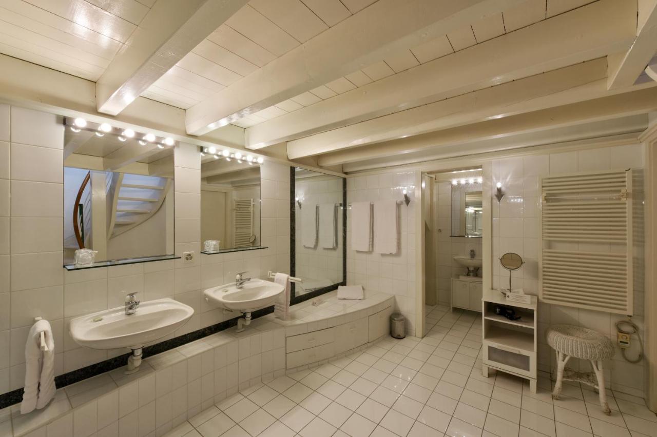 L'Hôtel by Hostellerie du Château Rolle Extérieur photo