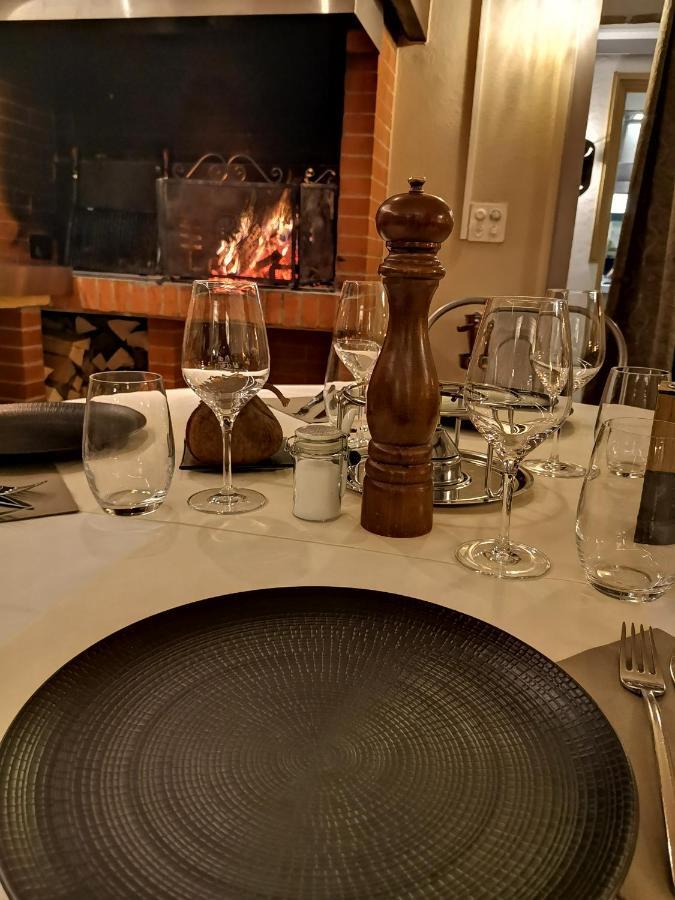 L'Hôtel by Hostellerie du Château Rolle Extérieur photo